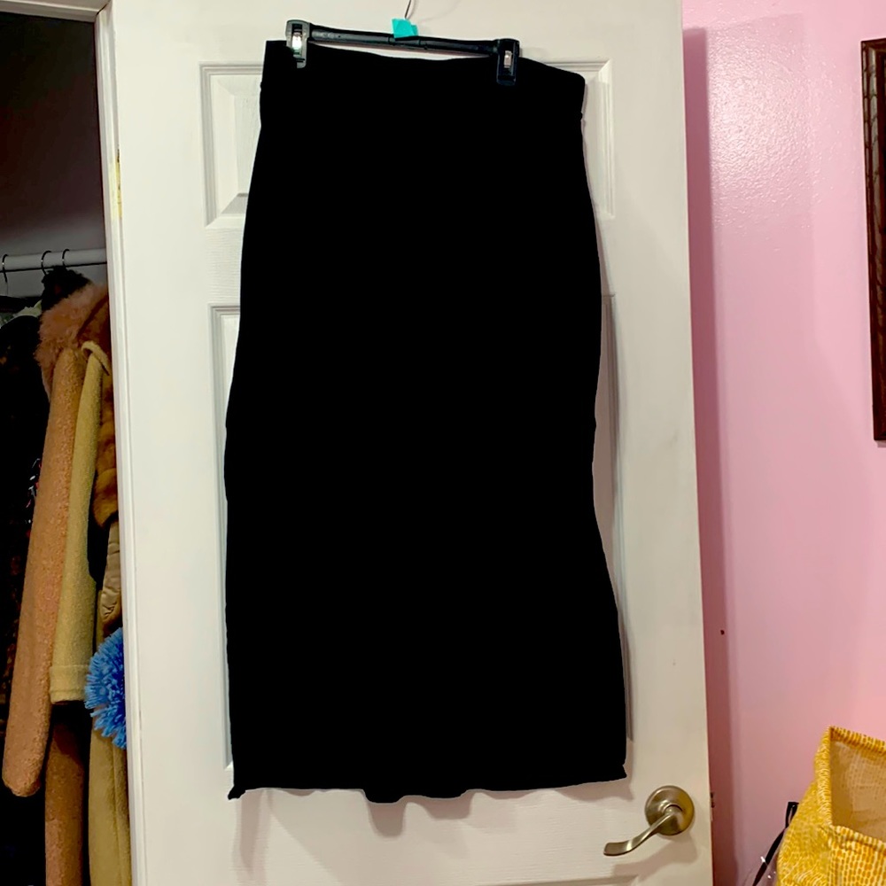 Extra long stretch skirt